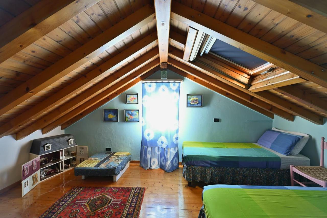 Night Galleria Holiday Home - Bed & Art In Burano - The Pink House المظهر الخارجي الصورة