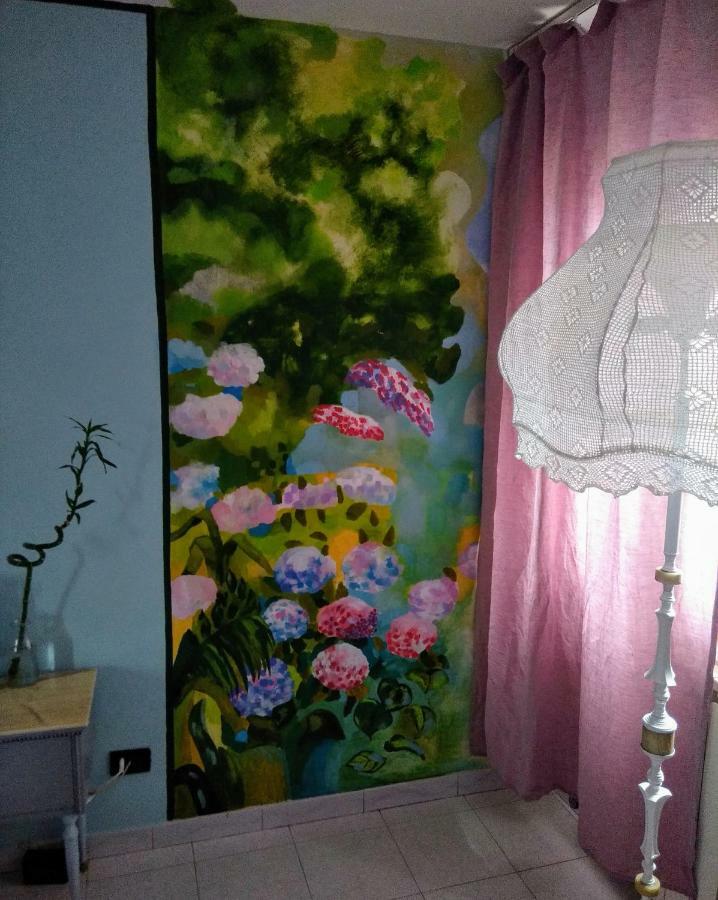 Night Galleria Holiday Home - Bed & Art In Burano - The Pink House المظهر الخارجي الصورة